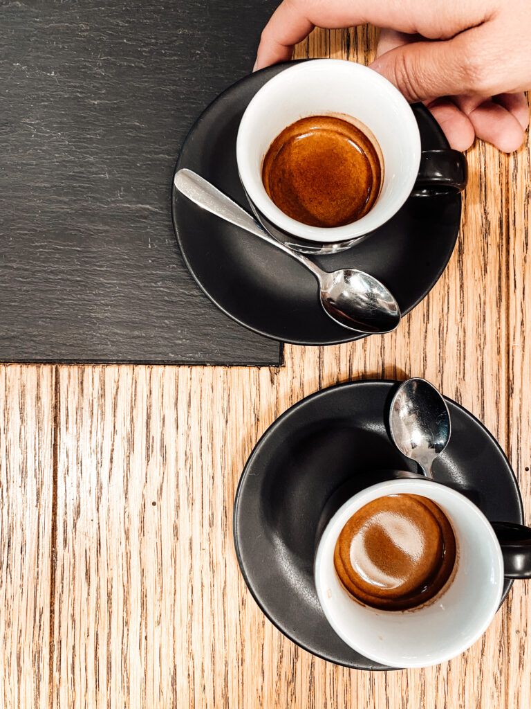 La tazzina di caffè perfetta: caratteristiche, dettagli e particolarità