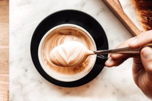 3 segreti per fare la schiuma del cappuccino come al bar